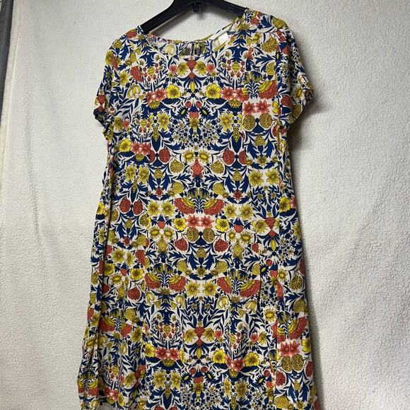 H&M Dresses & Skirts - H&M Boho Floral Mini Dress Size 8 Flowy Viscose Shift Dress